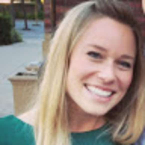 Meet your Posher, Julie - Picture 1 of 1